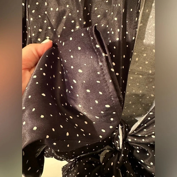 NWT ZARA Black Blouse White Mini Polka Dots Long Sash Wrap Top Collar LARGE - Picture 6 of 12